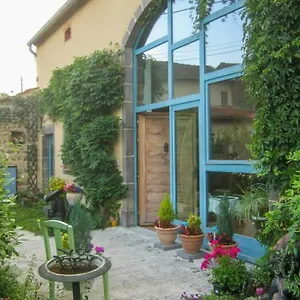 D'hotes Le Peyroux Bed & Breakfast